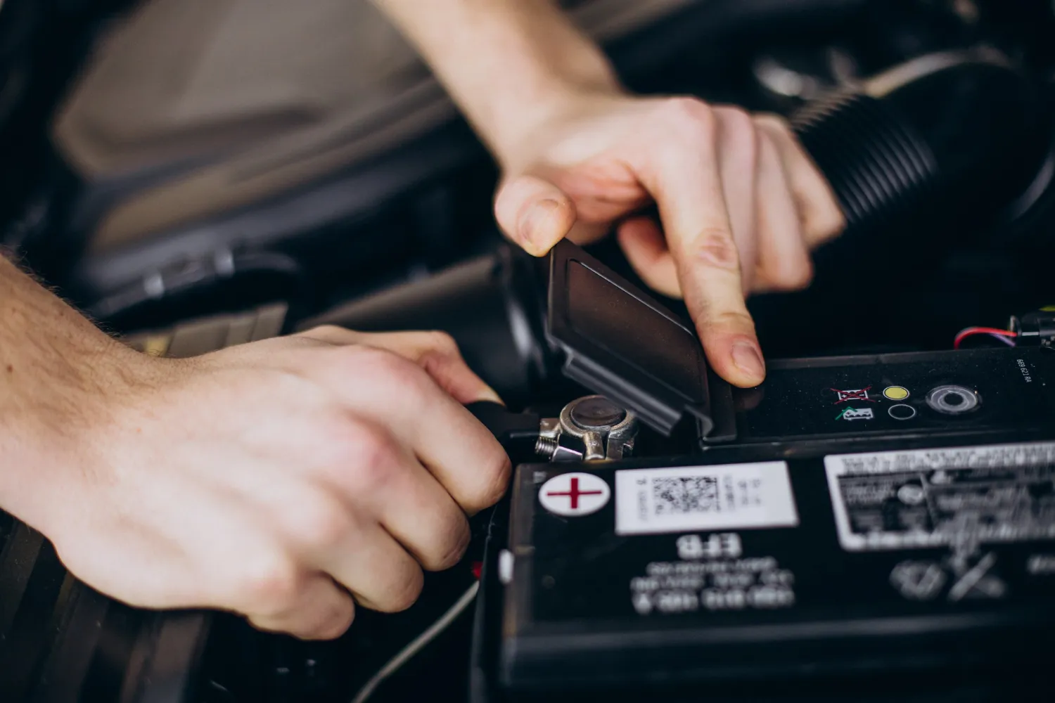 Quando Trocar a Bateria do Carro: Sinais que Não Dá para Ignorar